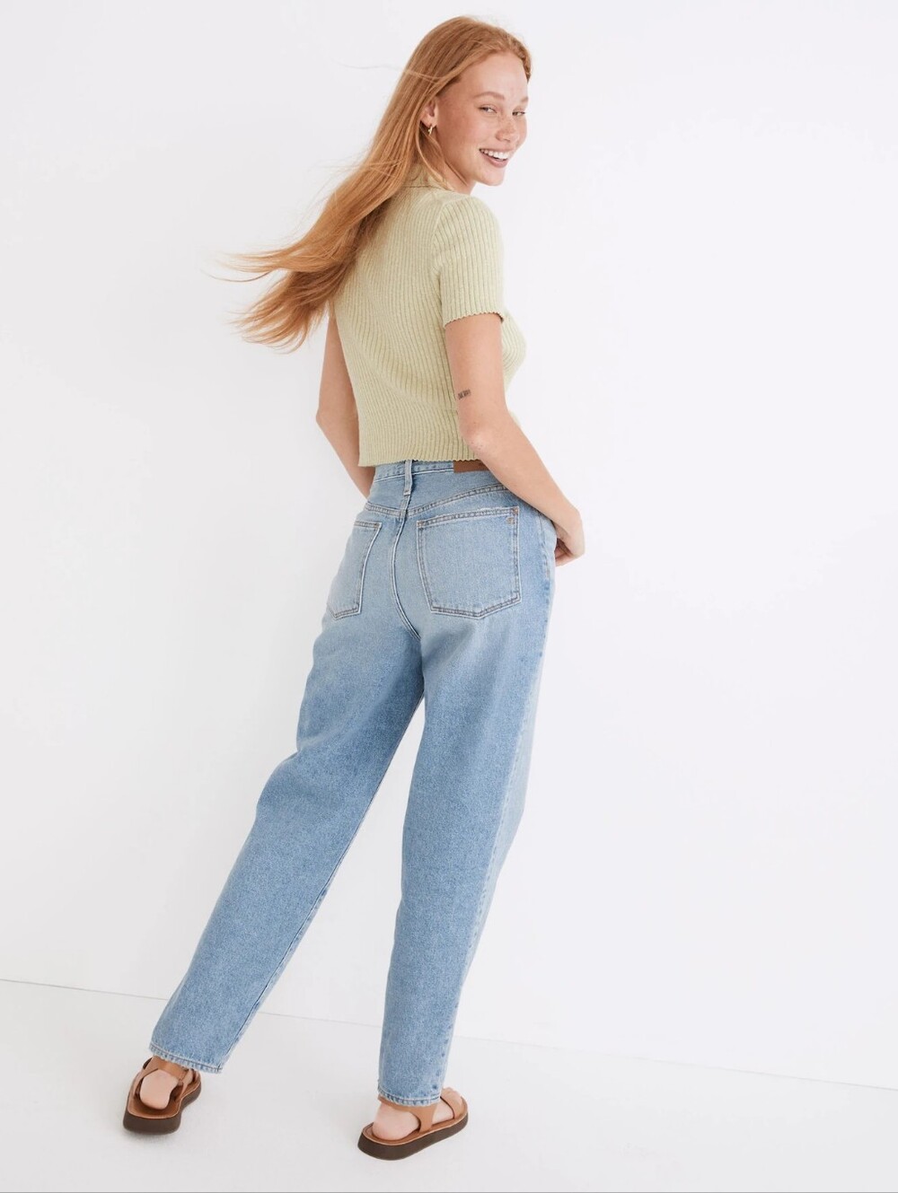 Madewell Petite Baggy Tapered Jeans in Whitwell Wash Size 27 Petite - Picture 3 of 12